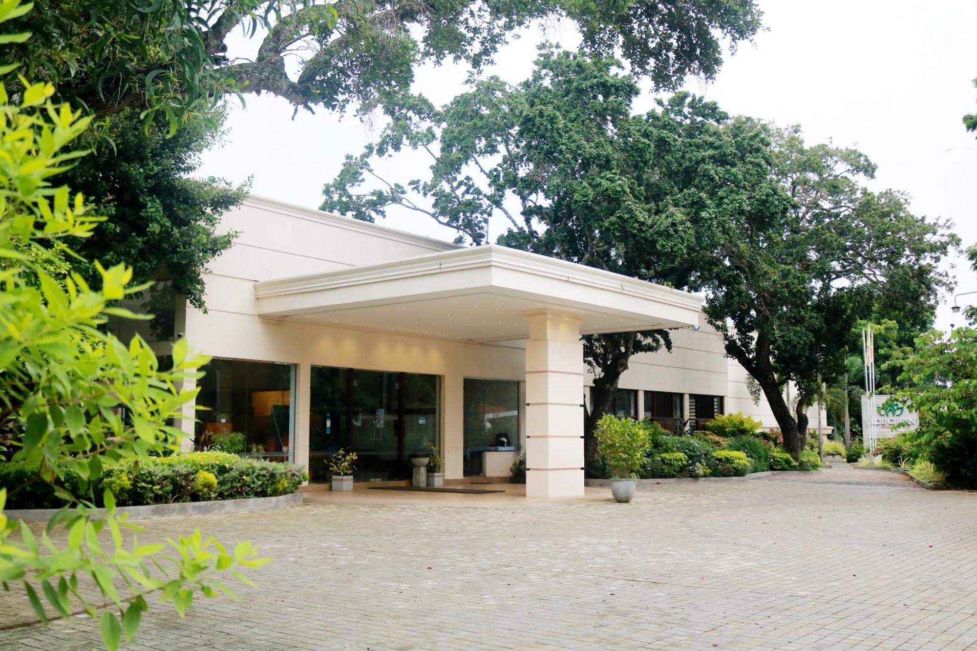 Jade Green Hotel 함반토타 외부 사진
